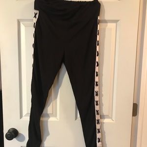 Black/white leggings; Size L;